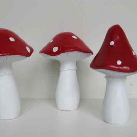 TOADSTOOL, Resin 21cm High